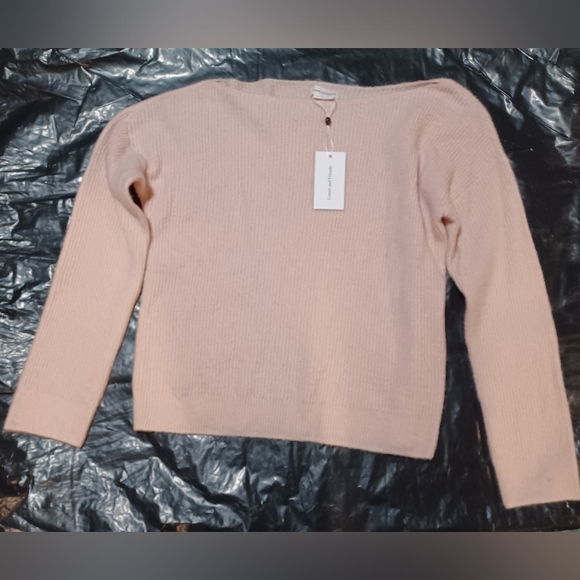 Peach Sweater Med Boat Neck Fuzzy Soft - Picture 2 of 7